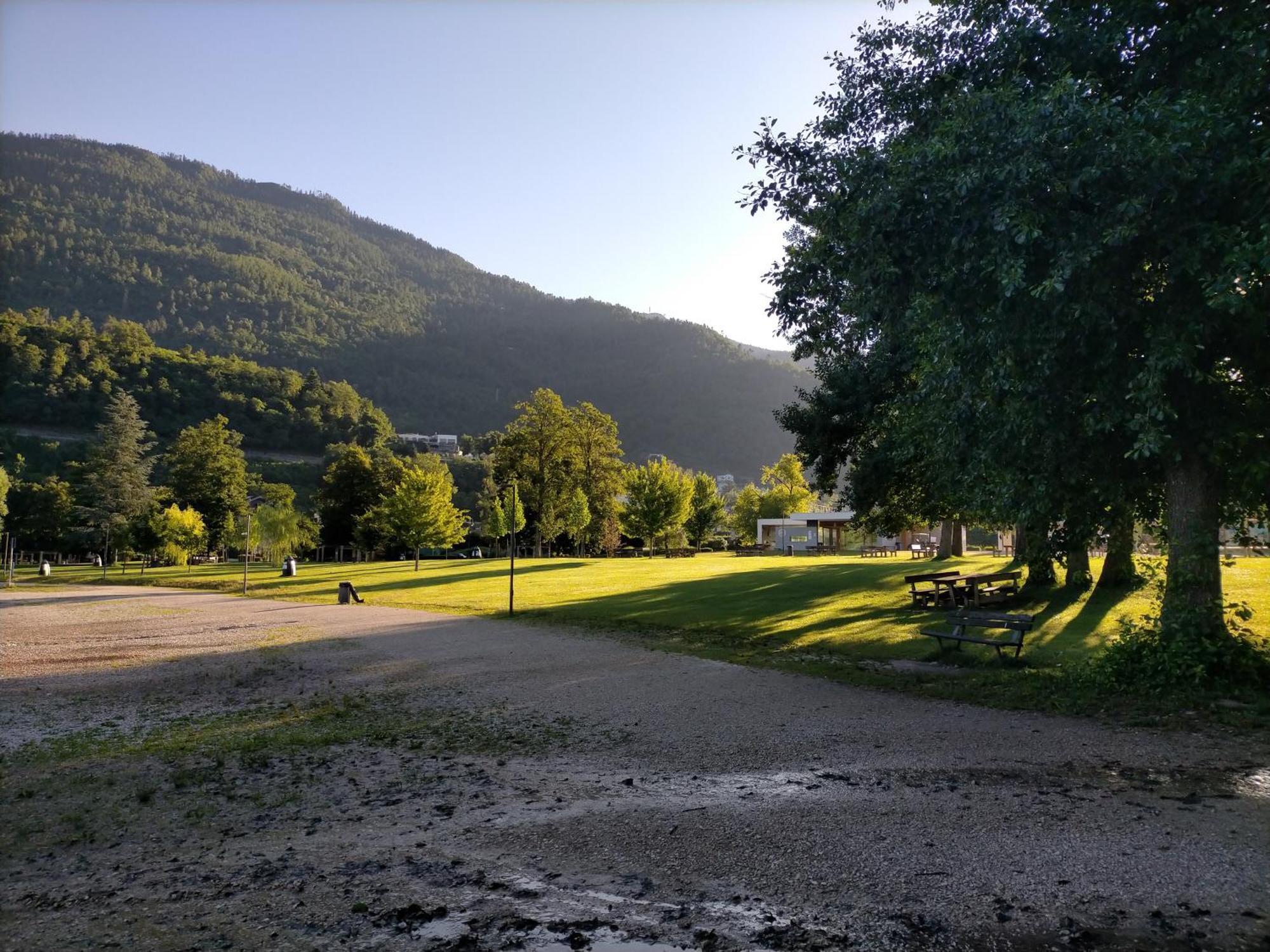 Appartamento Morettina Con Terrazzo Levico Terme Bagian luar foto