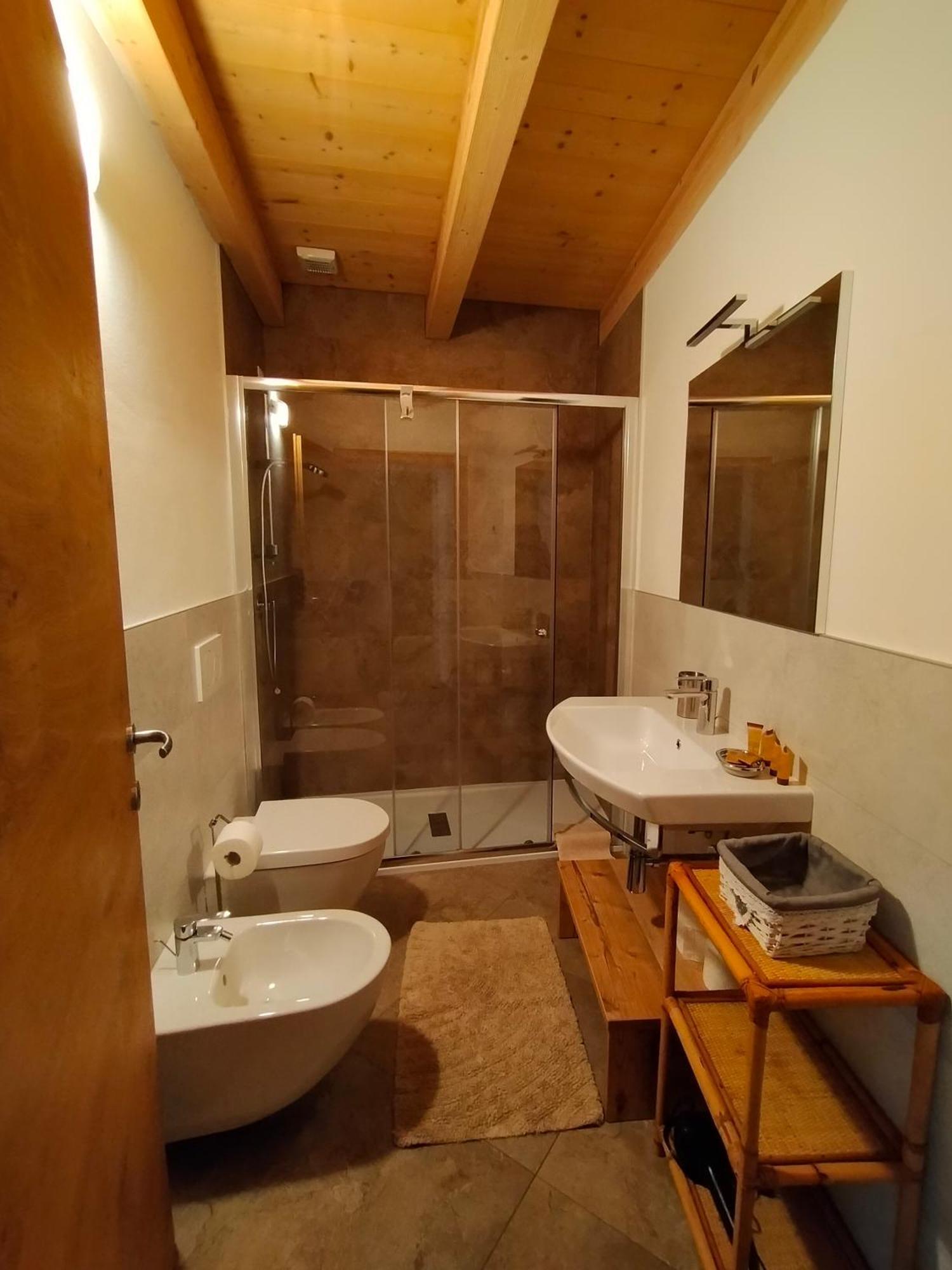 Appartamento Morettina Con Terrazzo Levico Terme Bagian luar foto
