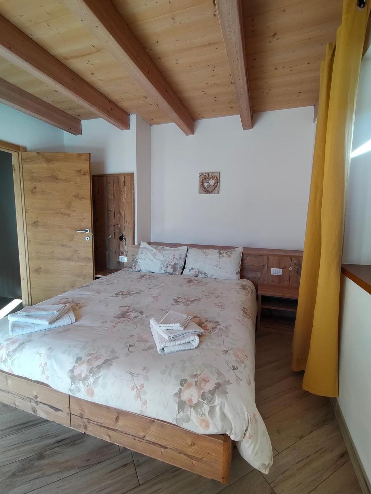 Appartamento Morettina Con Terrazzo Levico Terme Bagian luar foto