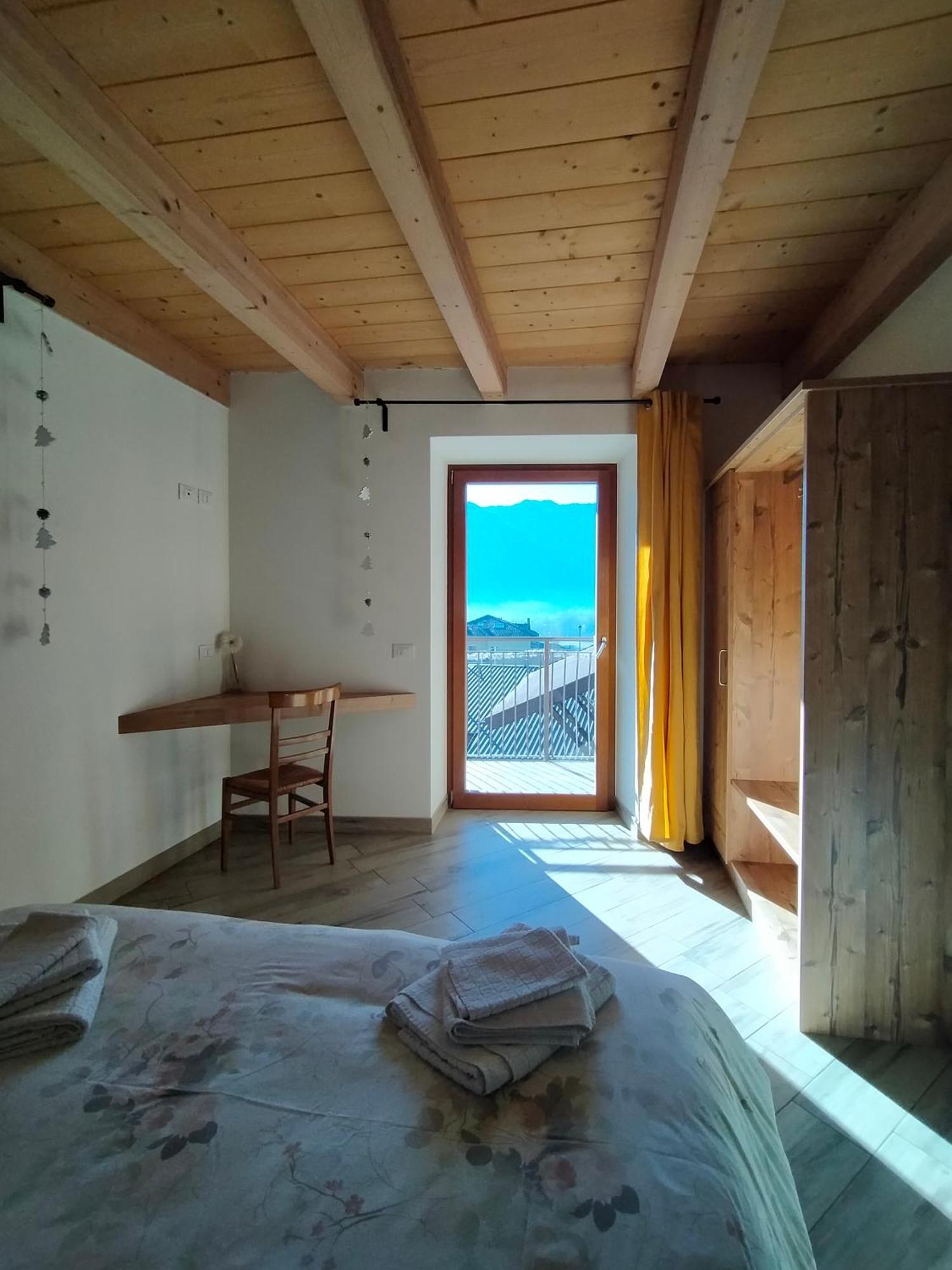 Appartamento Morettina Con Terrazzo Levico Terme Bagian luar foto