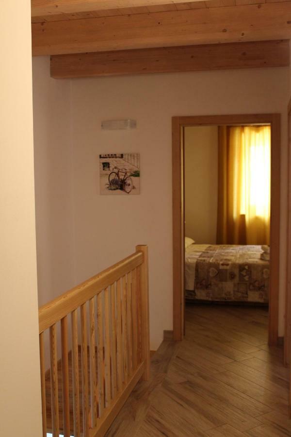 Appartamento Morettina Con Terrazzo Levico Terme Bagian luar foto